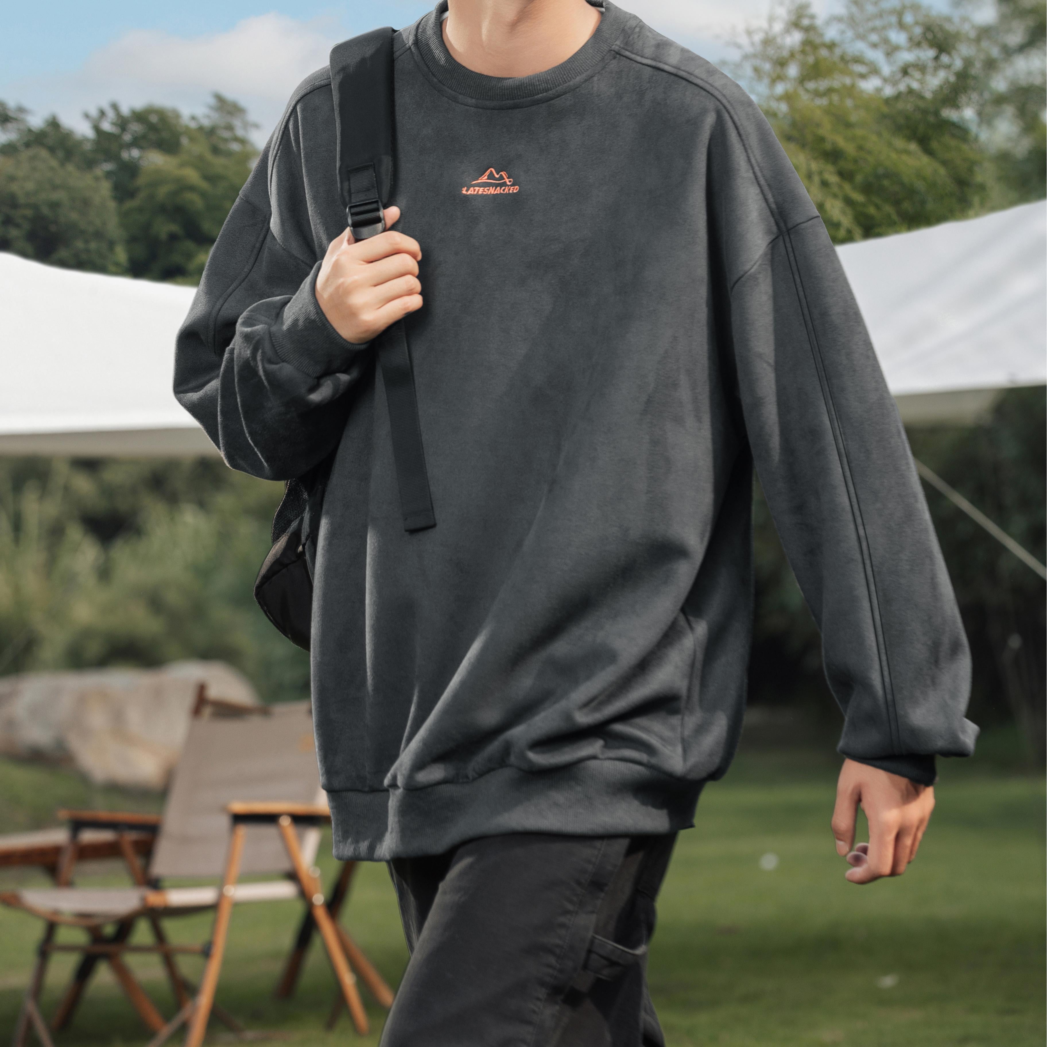 Vintage Mountain Logo Fleece Sweatshirt