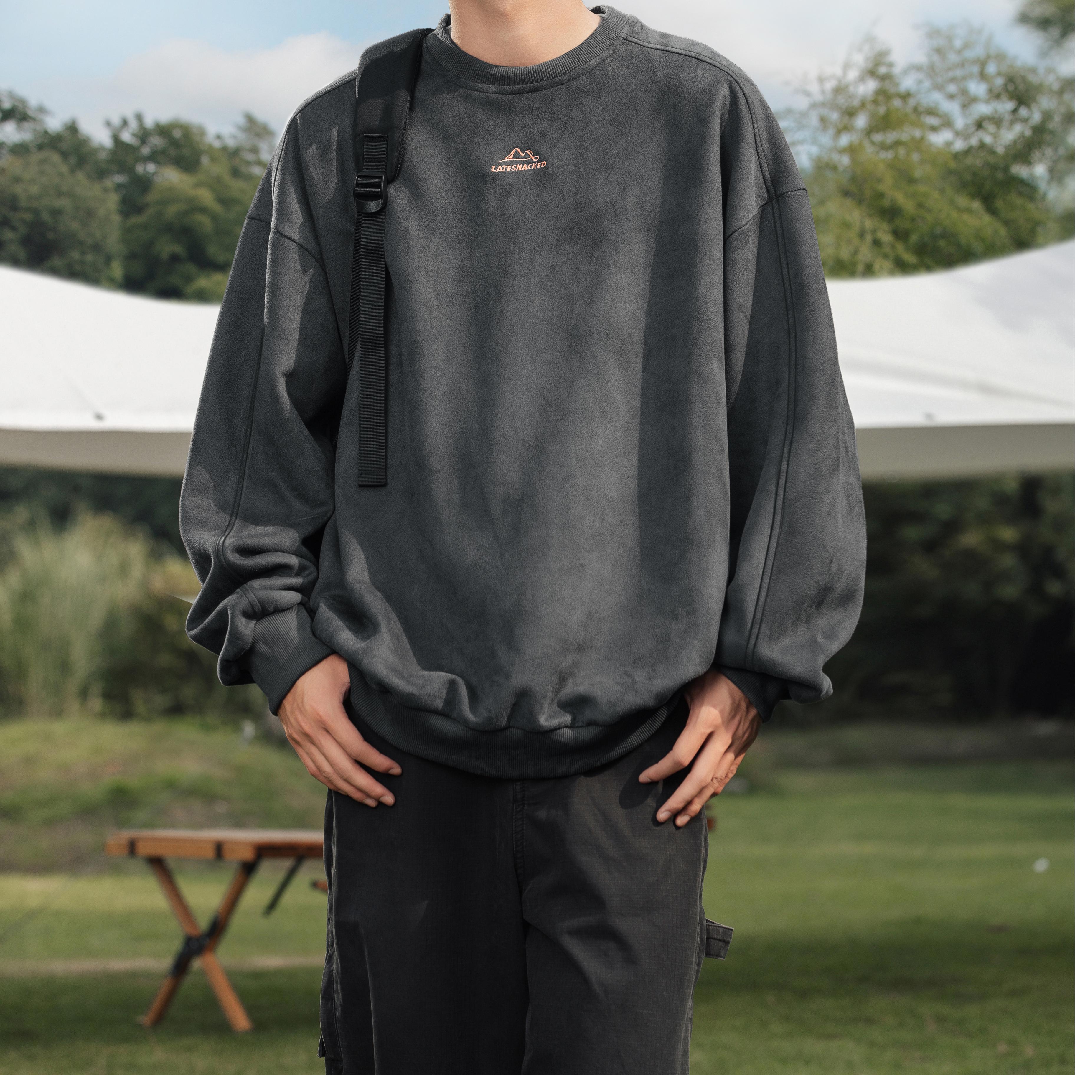 Vintage Mountain Logo Fleece Sweatshirt