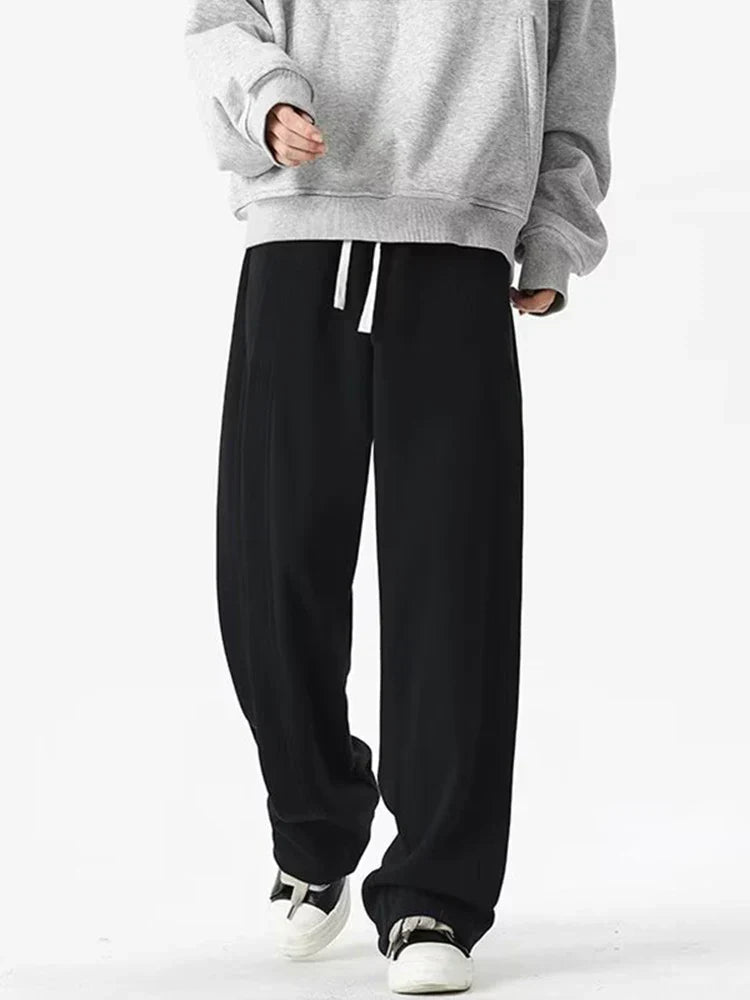 Loose Fit Pleated Sweatpants